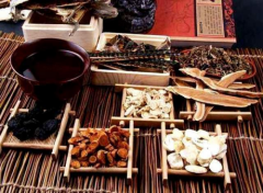 哈尔滨北一医院王明霞：晚期肿瘤治疗，宜补泄结合，扶正祛邪