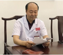 武汉老中医张家亭“宣肺散寒，清热化痰”治疗慢性支气管炎获良效